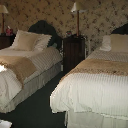 Tymparon Hall Country house *