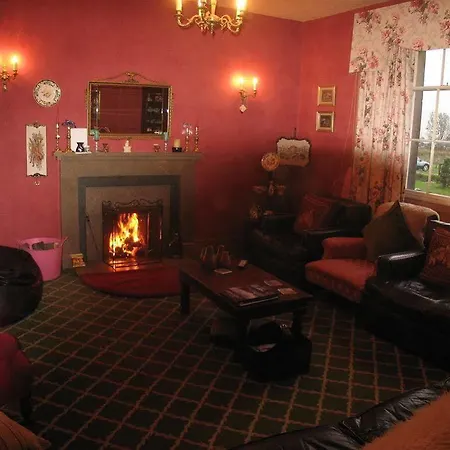 Tymparon Hall Country house